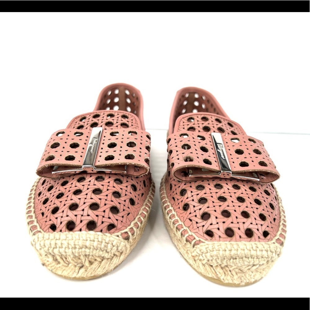 SALVATORE FERRAGAMO Sannio Bow Laser Cut Leather Flat Espadrilles Size 4.5 - Picture 5 of 11